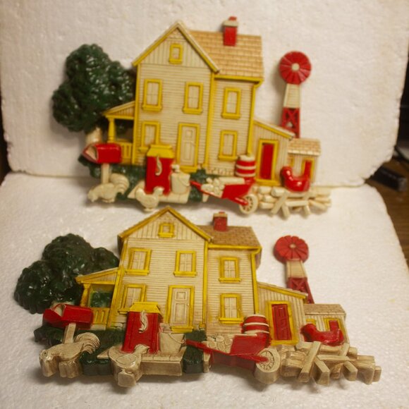 Homco Farmhouse Plastic 3D Wall Hanging Set of 2 - Picture 1 of 3